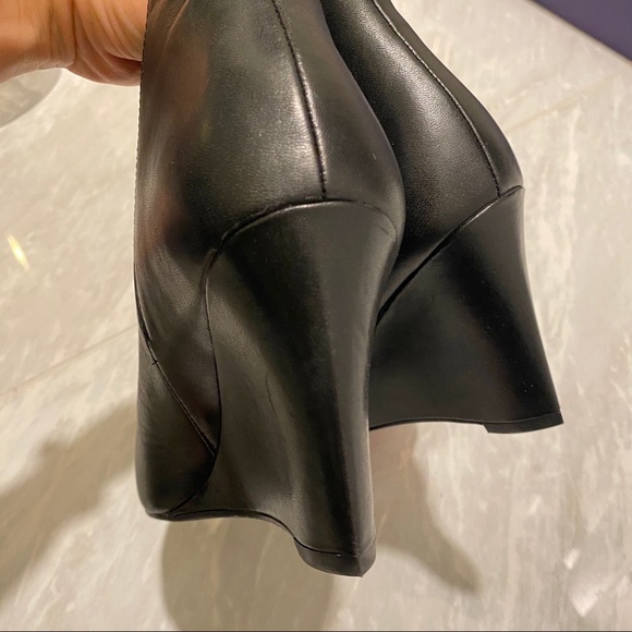 Via Spiga black leather ankle booties - Picture 4 of 11